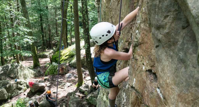 rock climbing course for girls